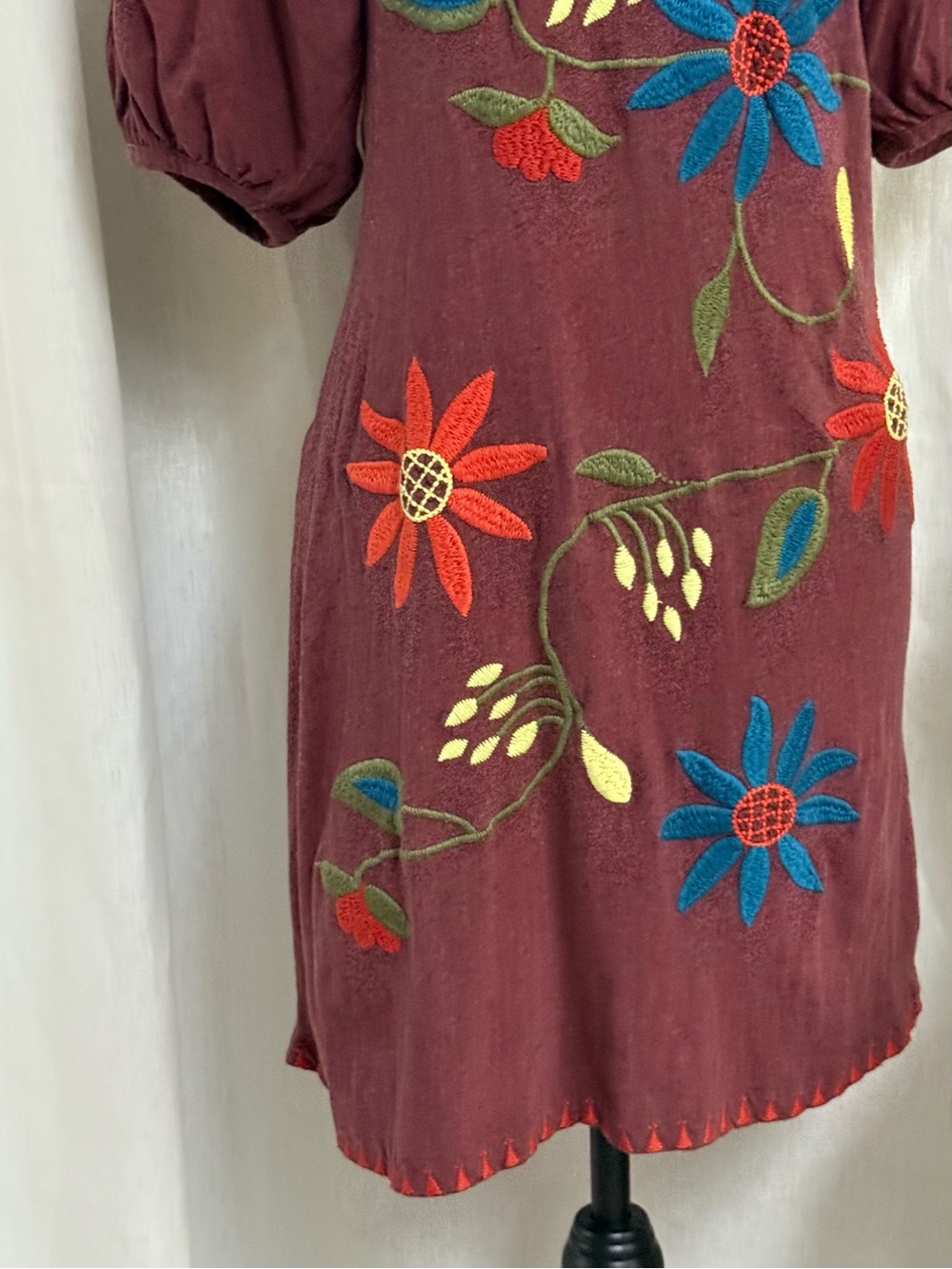 Ivy Jane S Burgundy Embroidered Floral Puff Sleeve Boho Shift Mini Dress Small